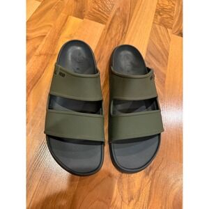 Reef oasis Slide Sandals Mens Size 12 Olive Green Excellent Water Friendly EVA